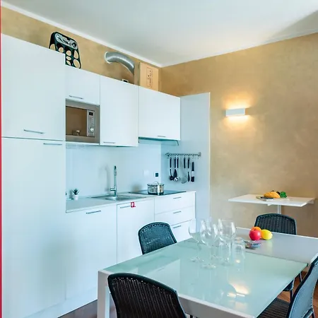 Charming View - Happy Apartment