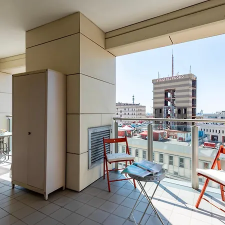 Charming View - Happy *